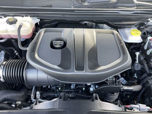 Used 2025 RAM 1500 Big Horn image 11