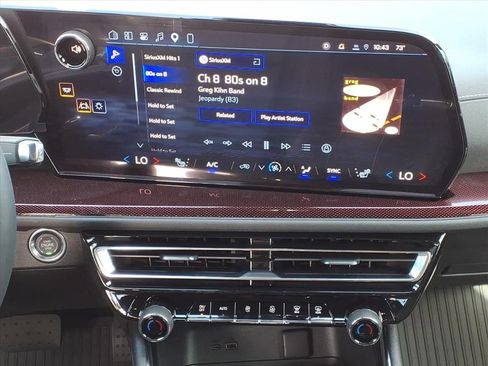 New 2026 Chevrolet Traverse Z71 w/ Enhanced Driving Package image 16