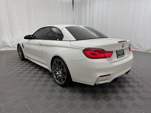 Used 2018 BMW M4 Convertible RWD image 16