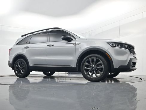 Certified 2023 Kia Sorento X-Line EX AWD/4WD image 37