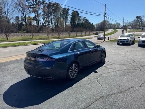 Used 2017 Lincoln MKZ Select w/ Select Plus Package image 3