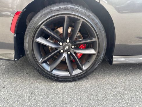 Used 2021 Dodge Charger GT w/ Performance Handling Group RWD image 9