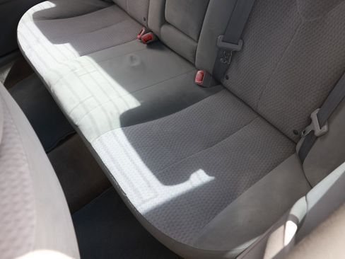 Used 2010 Toyota Camry LE FWD image 10