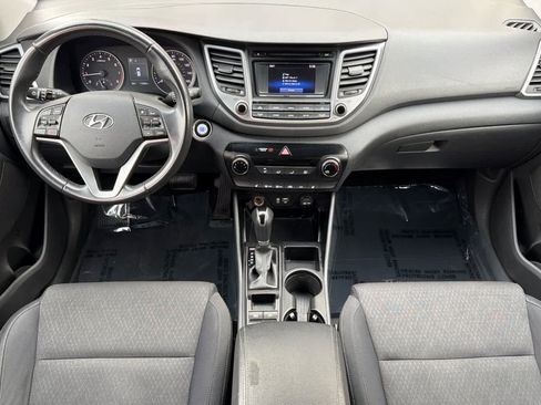Used 2017 Hyundai Tucson Sport AWD/4WD image 3