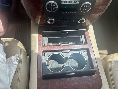 Used 2012 Chevrolet Tahoe LTZ image 31