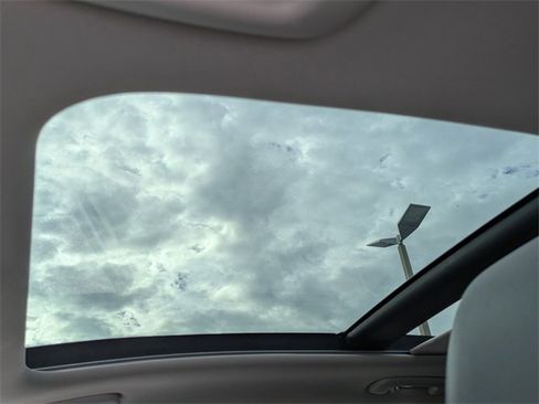 Used 2024 Kia Sportage SX image 20