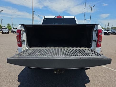 Used 2019 RAM 1500 Laramie AWD/4WD image 13