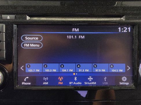 Used 2019 Nissan Rogue Sport SV FWD image 25