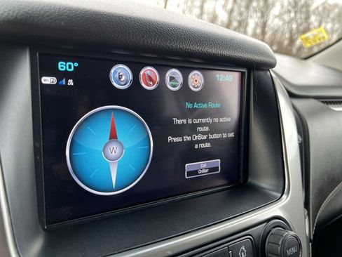 Used 2018 Chevrolet Suburban LT image 14