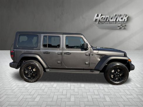 Used 2022 Jeep Wrangler Unlimited Sport AWD/4WD image 10