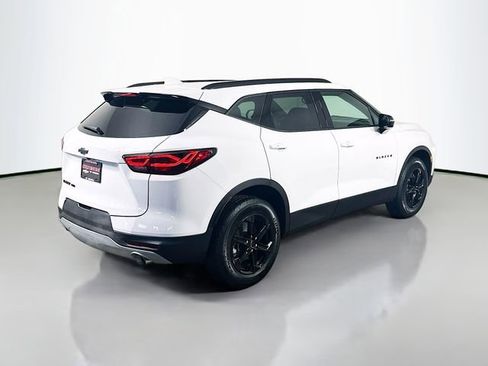 New 2025 Chevrolet Blazer LT w/ Midnight/Sport Edition image 5