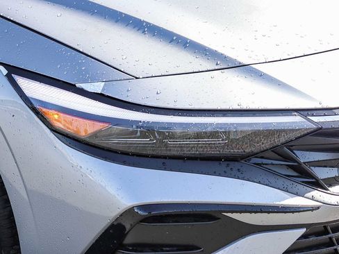 New 2026 Hyundai Elantra Limited image 4