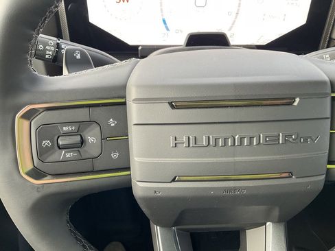 New 2025 GMC Hummer EV 2X image 35