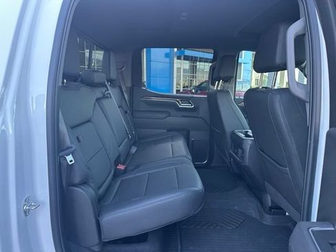 Certified 2025 Chevrolet Silverado 1500 LT Trail Boss w/ LT Trail Boss Premium Package AWD/4WD image 28