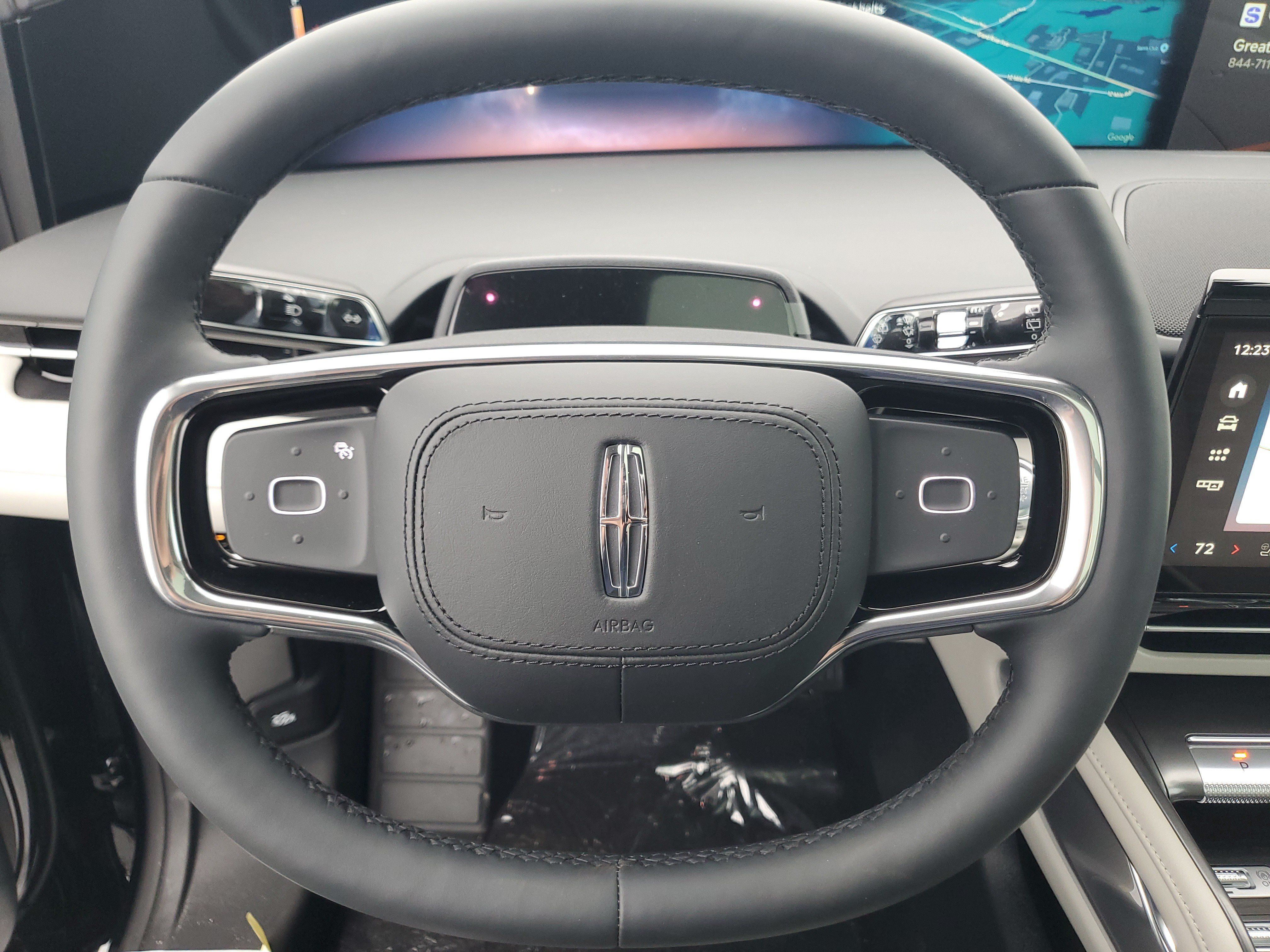 New 2026 Lincoln Nautilus Reserve w/ Jet Appearance Package AWD/4WD image 16