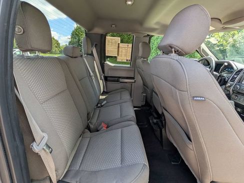 Used 2018 Ford F150 XLT w/ Equipment Group 302A Luxury AWD/4WD image 31