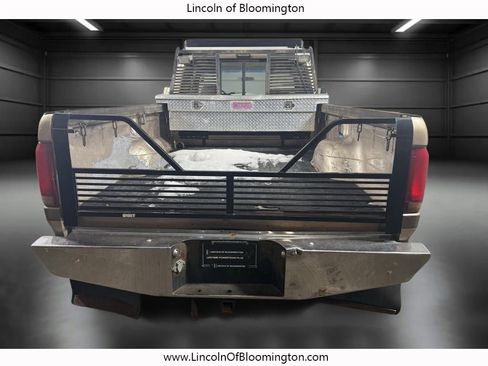 Used 1993 Ford F250 XL image 4