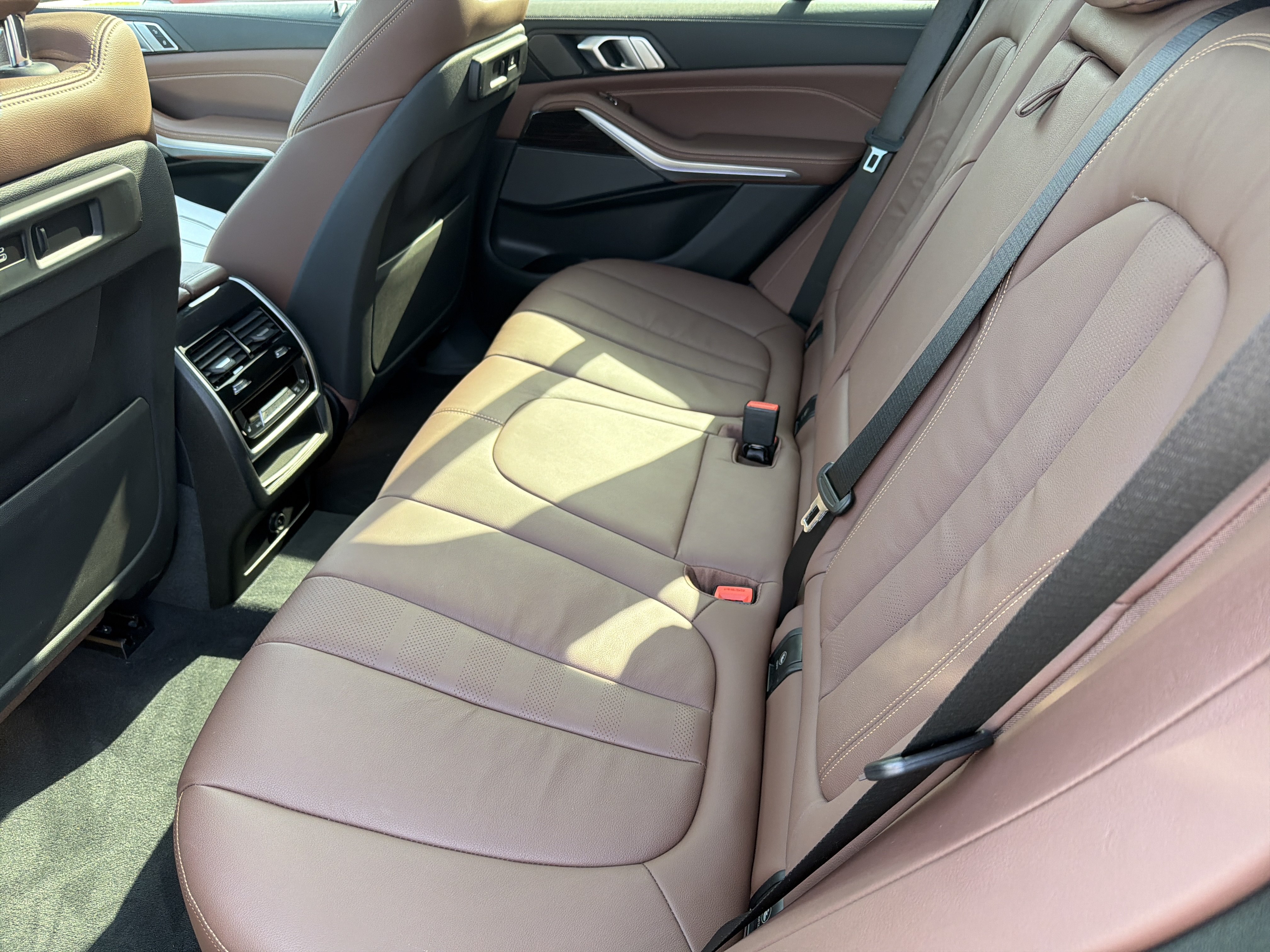 Used 2020 BMW X5 xDrive40i w/ Premium Package AWD/4WD image 22