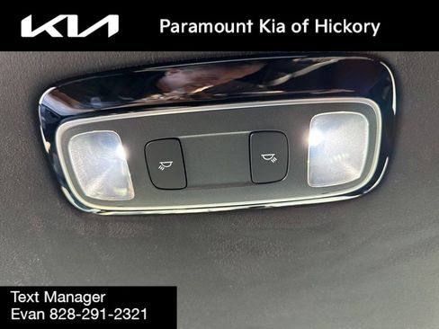 Used 2023 Hyundai Palisade Calligraphy image 17