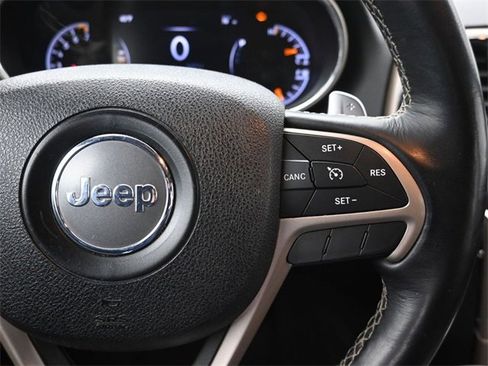 Used 2016 Jeep Grand Cherokee Limited image 29