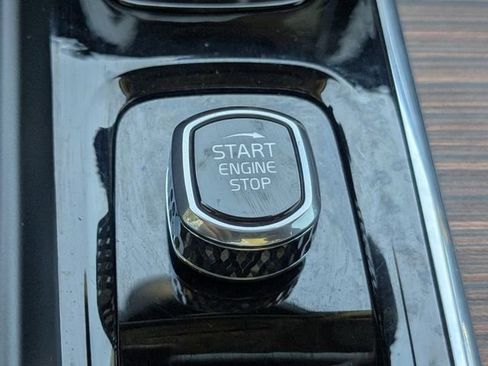 Certified 2024 Volvo XC60 B5 Plus w/ Protection Package Premier image 35