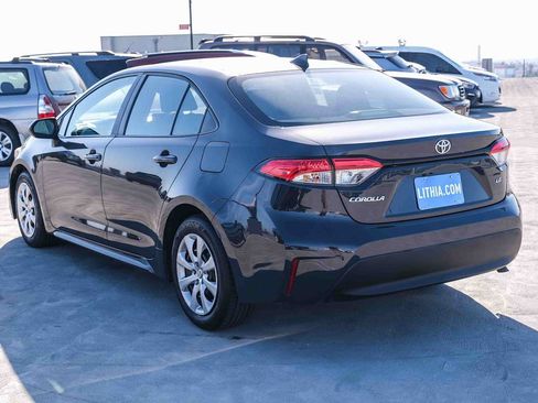 Used 2025 Toyota Corolla LE FWD image 6
