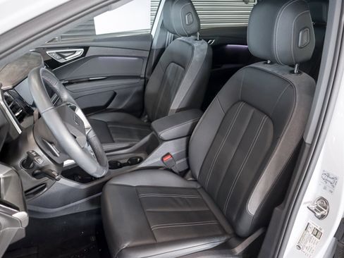 Certified 2023 Audi Q4 e-tron Premium Plus w/ Premium Plus image 5