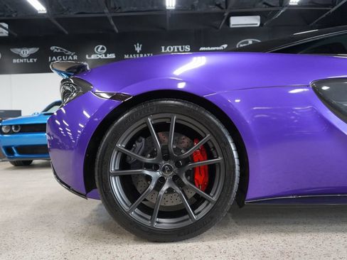 Used 2017 McLaren 570S Coupe RWD image 31