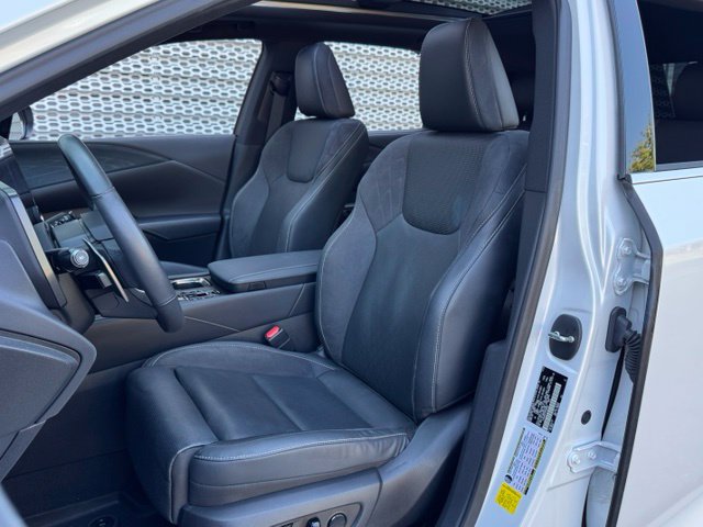 Used 2023 Lexus RX 350 AWD w/ Cold Area Package image 10