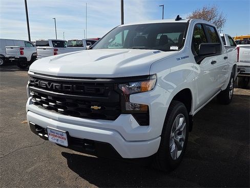 New 2026 Chevrolet Silverado 1500 Custom image 1