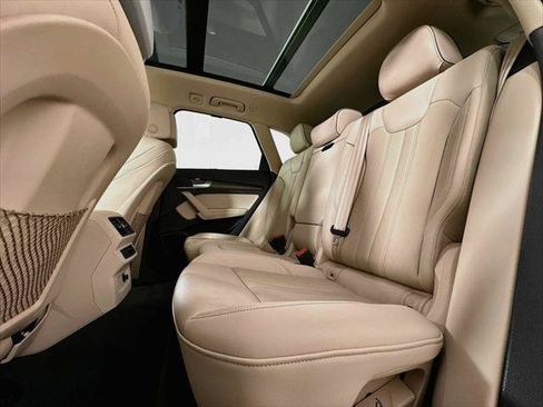 Certified 2023 Audi Q5 2.0T Premium Plus w/ Premium Plus Package AWD/4WD image 22