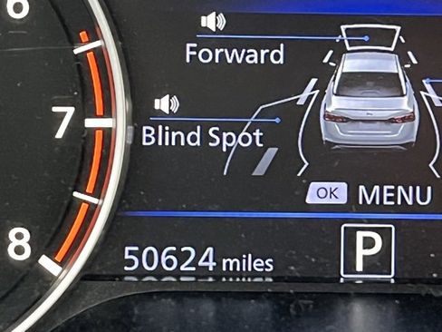 Used 2024 Nissan Altima 2.5 SV image 34