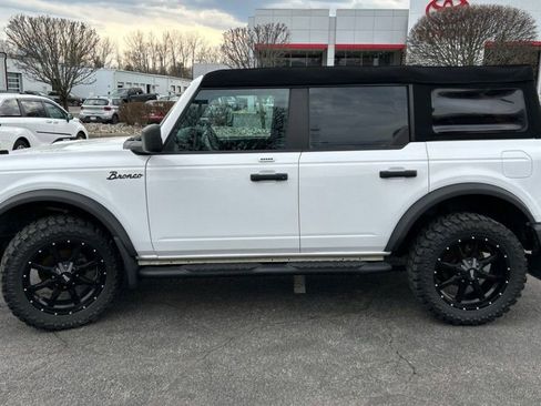 Used 2023 Ford Bronco 4-Door image 6