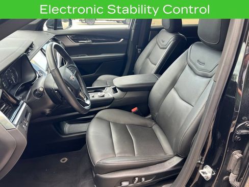 Used 2024 Cadillac XT6 Premium Luxury w/ LPO, Floor Liner Package AWD/4WD image 27