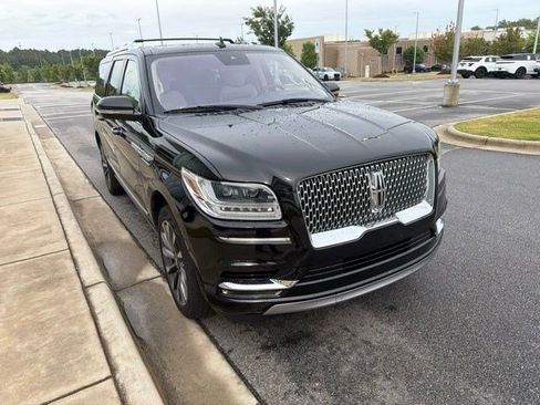 Used 2020 Lincoln Navigator L Reserve w/ Luxury Package AWD/4WD image 24