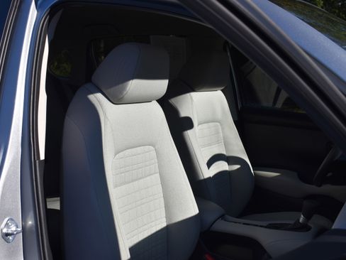 Used 2024 Honda HR-V LX image 23