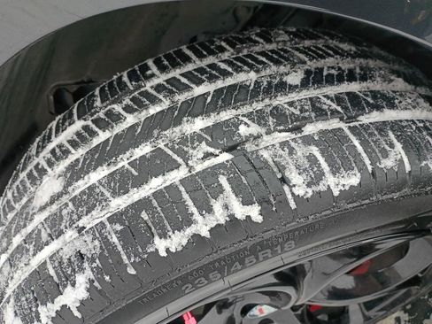 Used 2017 Alfa Romeo Giulia AWD image 28