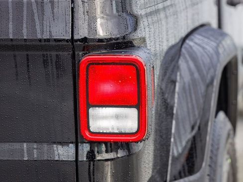 New 2026 Jeep Gladiator Sport image 10