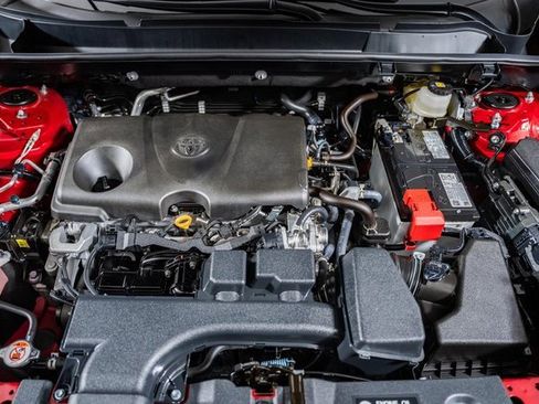 Certified 2024 Toyota RAV4 LE image 17