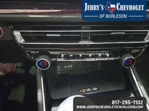 Used 2026 Chevrolet Traverse Z71 w/ Enhanced Driving Package AWD/4WD image 22