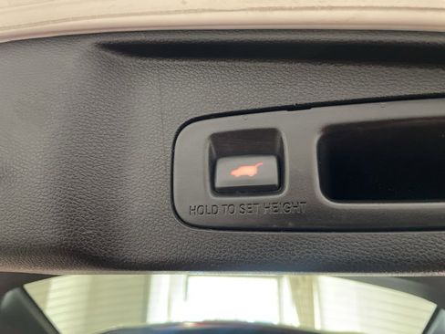 Used 2017 Honda CR-V EX-L image 10