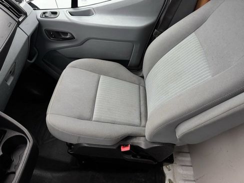 Used 2018 Ford Transit 250 148 High Roof image 9