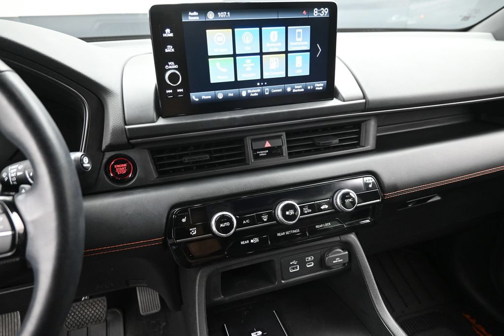 Used 2025 Honda Pilot TrailSport image 21