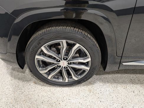 Used 2018 GMC Terrain Denali w/ Advanced Safety Package AWD/4WD image 8