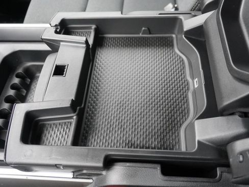 Used 2023 RAM 1500 Big Horn image 22