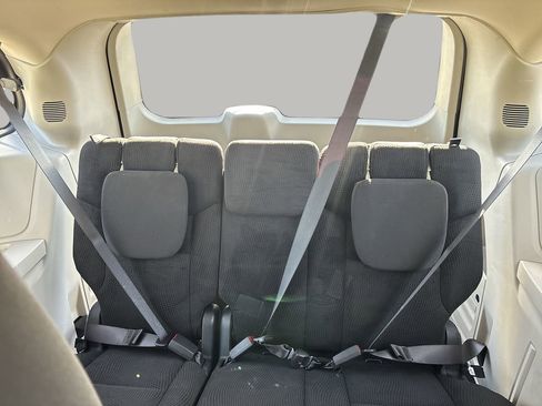 Used 2020 Dodge Grand Caravan SE w/ UConnect Hands-Free Group image 17