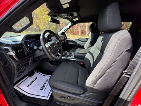 Used 2022 Ford F150 XLT w/ Equipment Group 302A High AWD/4WD image 10