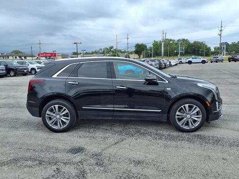 Used 2025 Cadillac XT5 Premium Luxury AWD/4WD image 3