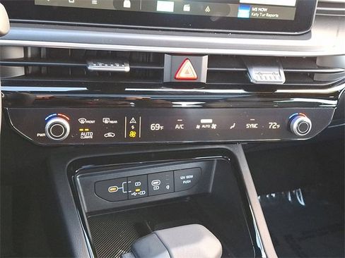 Used 2026 Kia K5 GT image 16