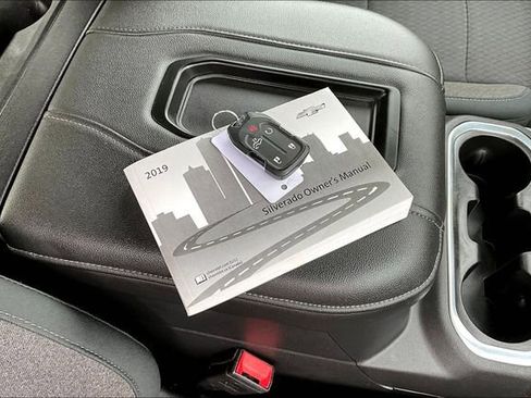 Used 2019 Chevrolet Silverado 1500 RST w/ All-Star Edition image 12